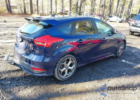 2016 Ford Focus St z USA, uszkodzony, nr VIN 1FADP3L95GL371565